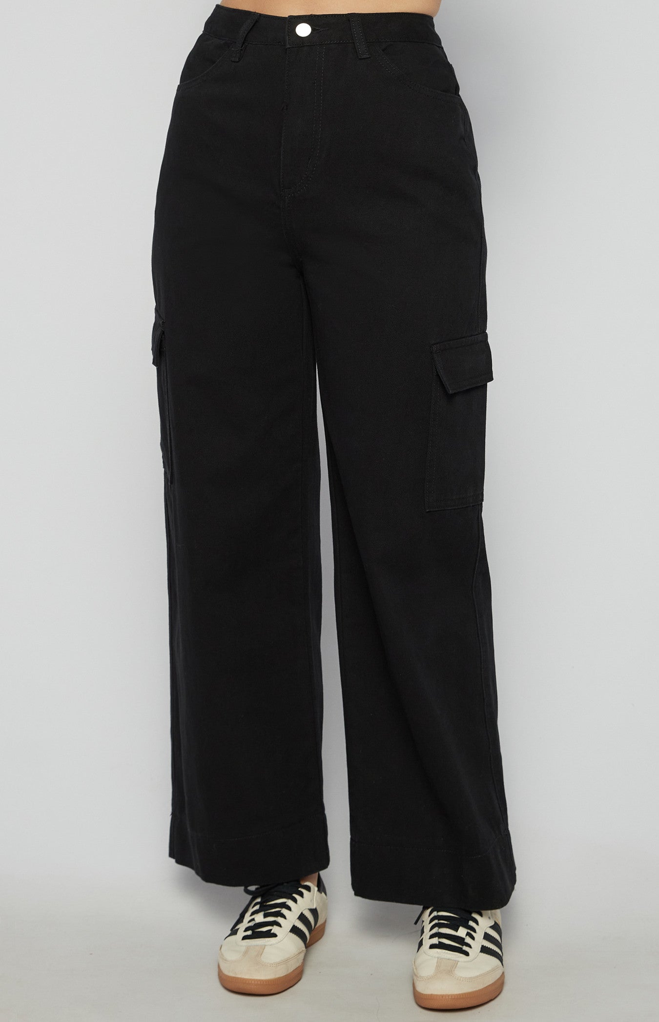 Sutton Pants